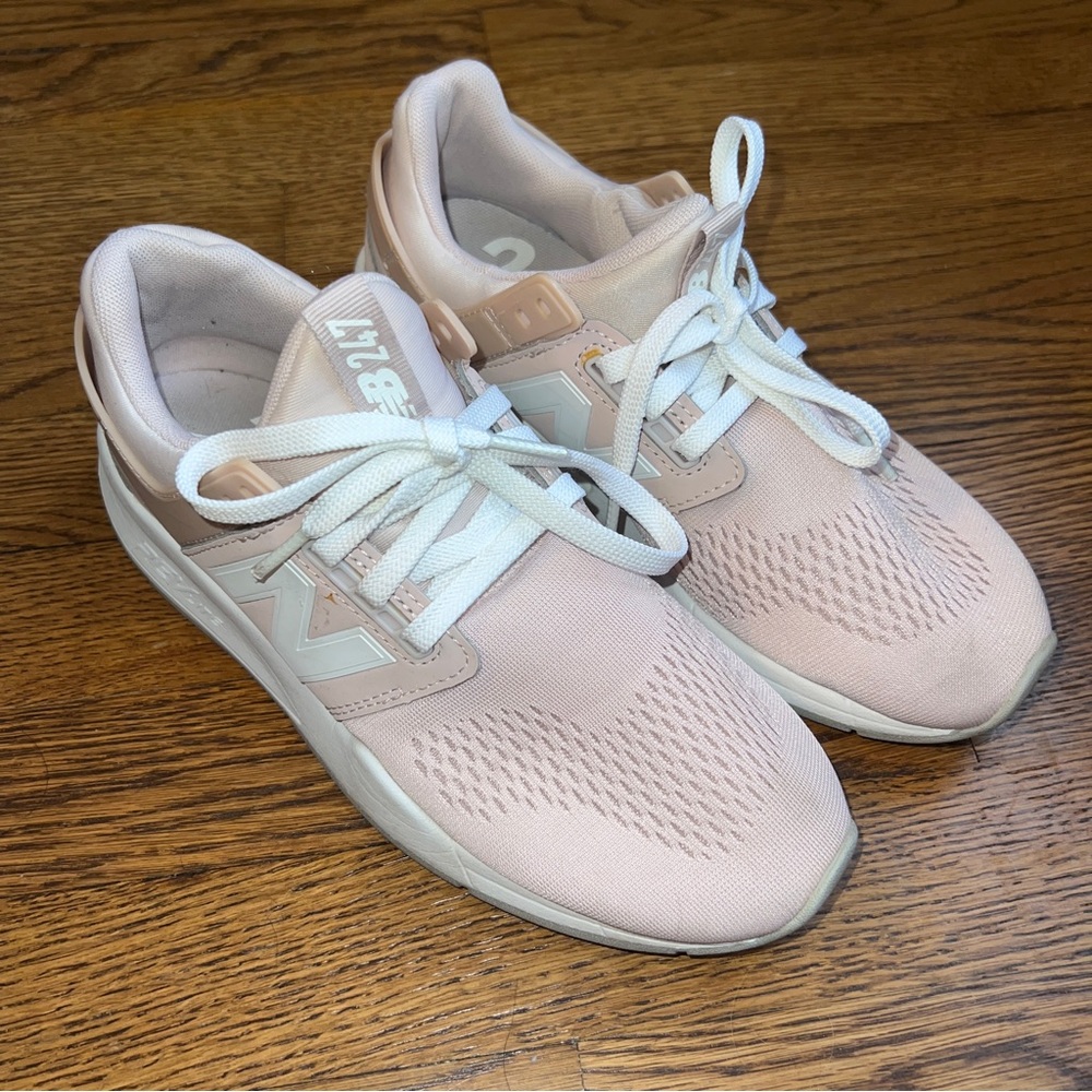 New Balance 247 - Picture 2 of 11